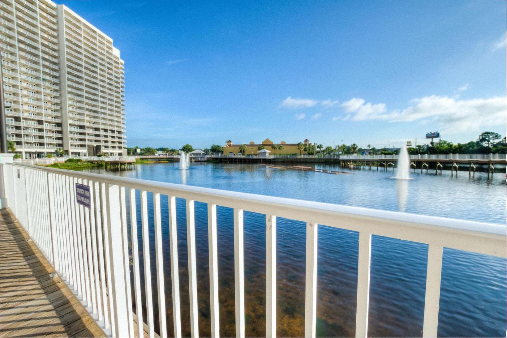 Laketown Wharf 613! Ocean View, 1 Bd, 2 Bath, And Amazing Amenities! Holiday home
