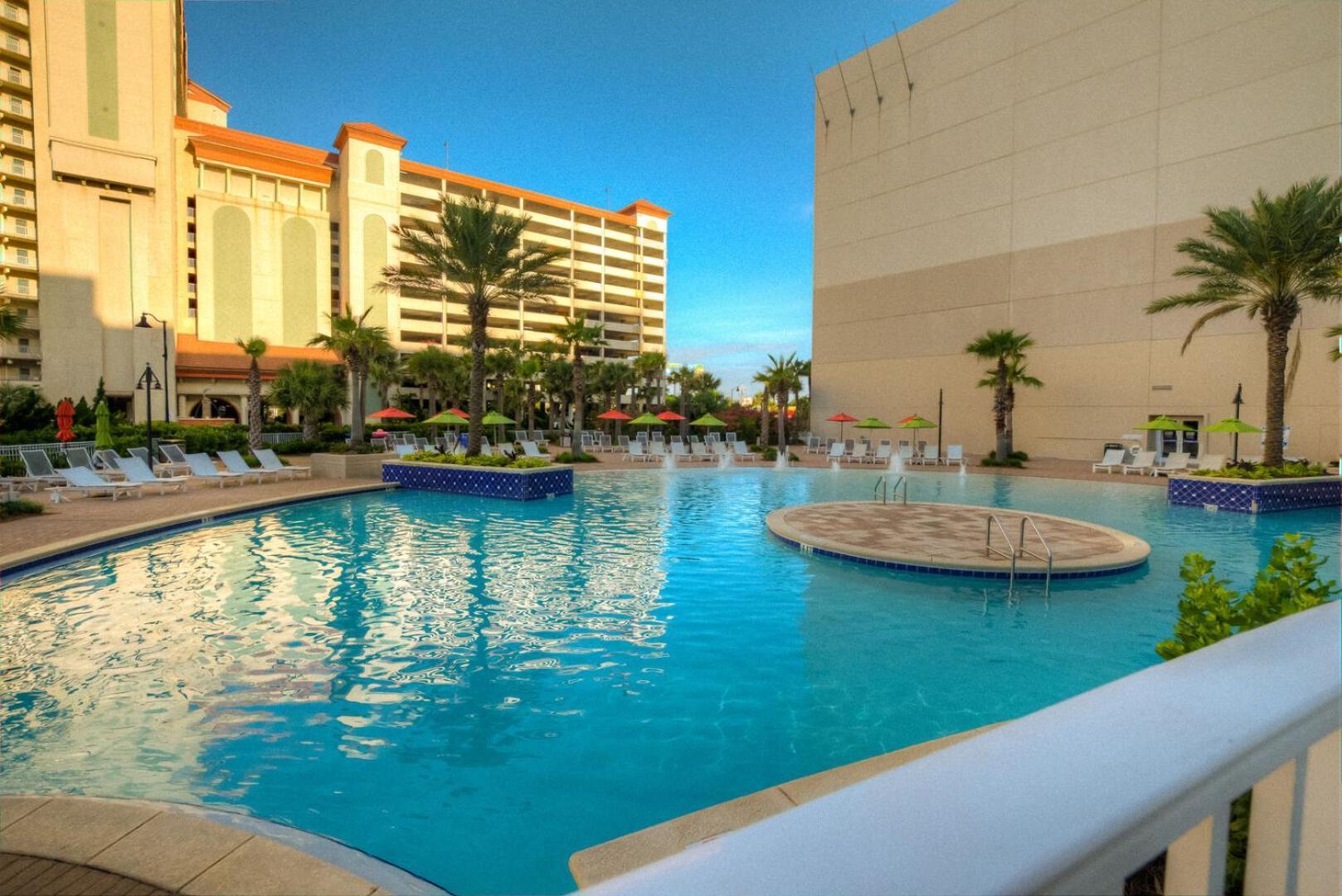 Laketown Wharf 613! Ocean View, 1 Bd, 2 Bath, And Amazing Amenities! *