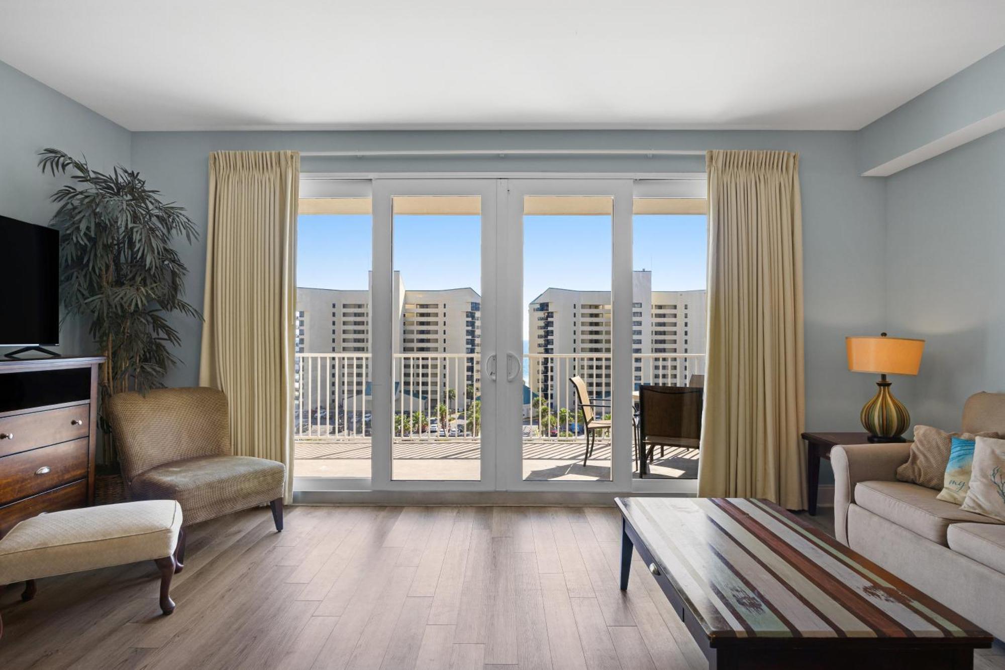 Laketown Wharf 613! Ocean View, 1 Bd, 2 Bath, And Amazing Amenities! *