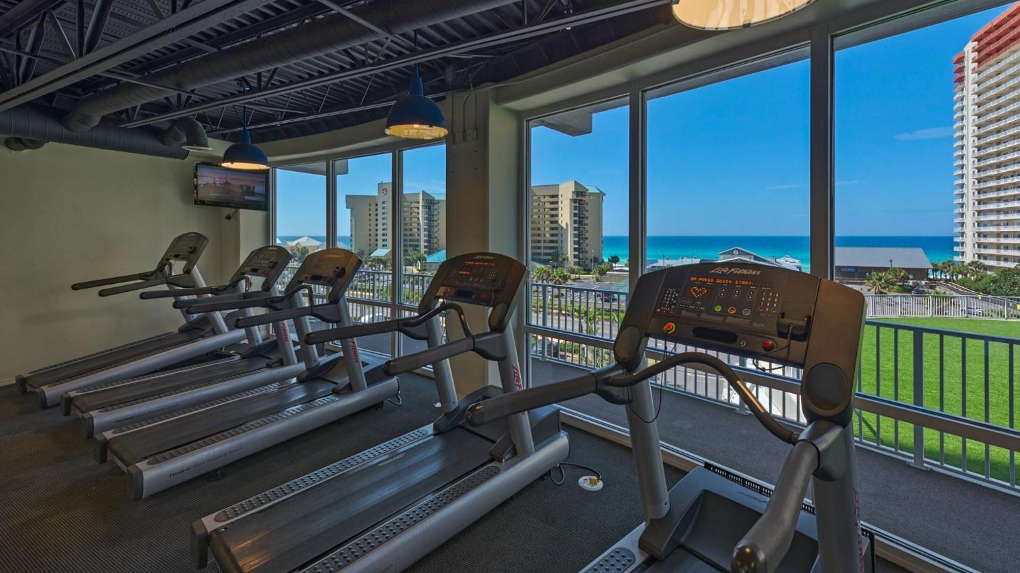 Laketown Wharf 613! Ocean View, 1 Bd, 2 Bath, And Amazing Amenities! Holiday home
