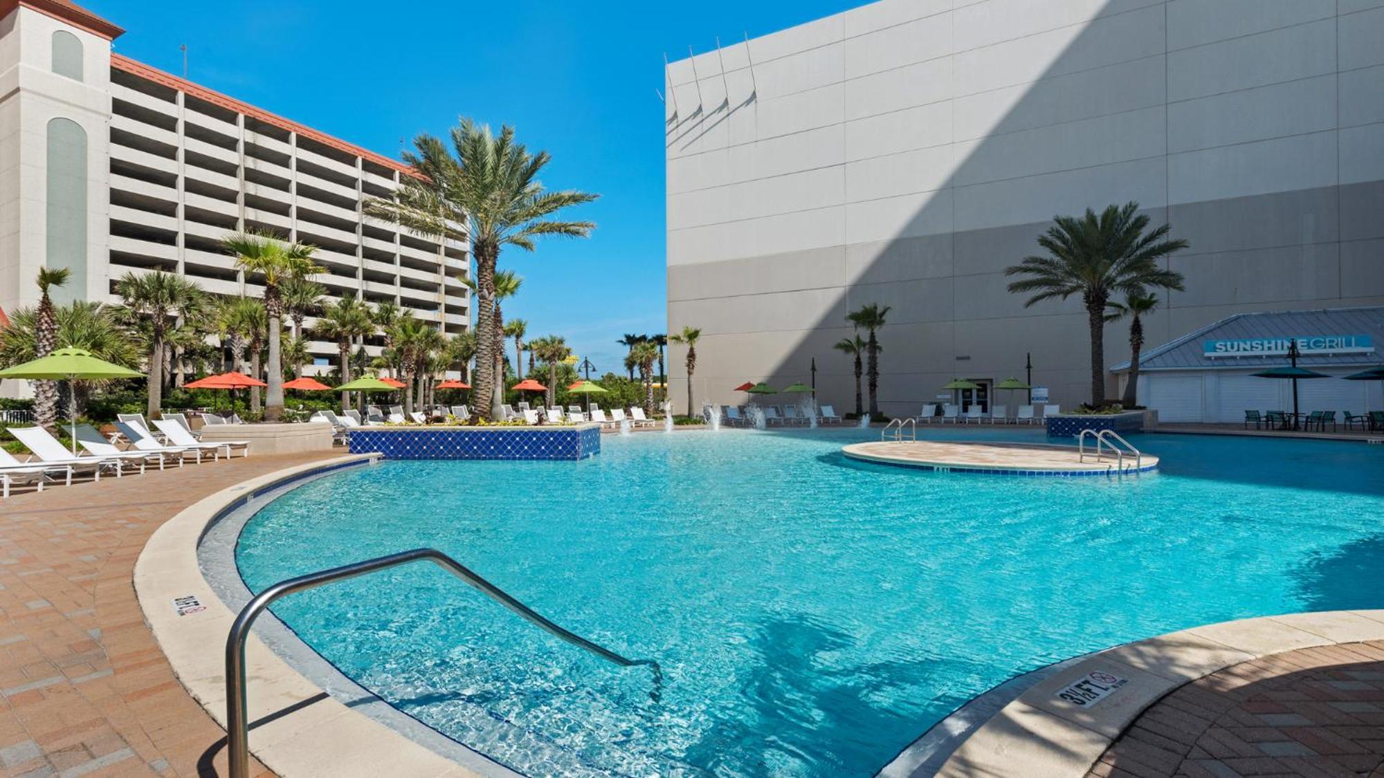 Laketown Wharf 613! Ocean View, 1 Bd, 2 Bath, And Amazing Amenities! Holiday home Panama City Beach