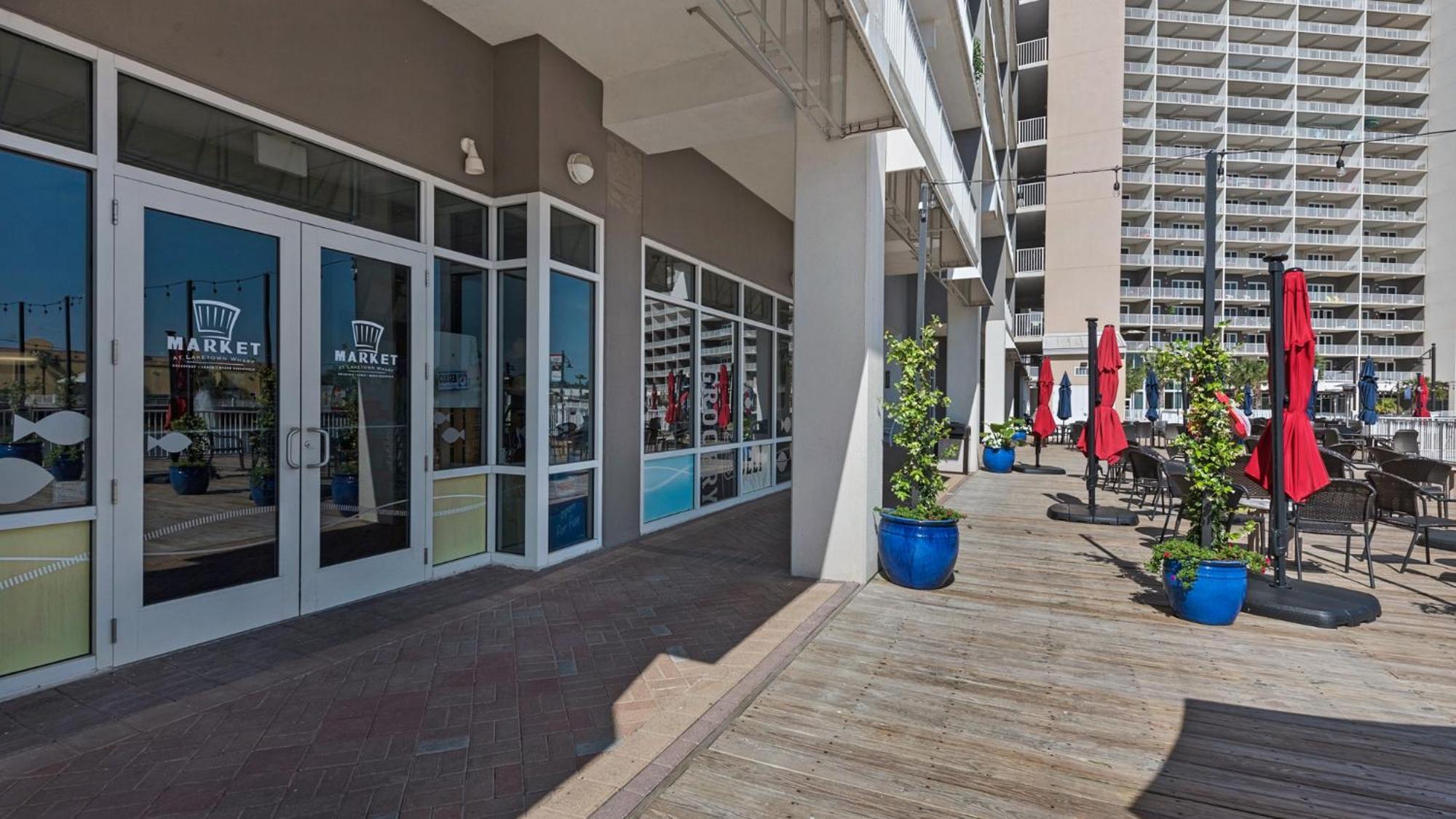 Laketown Wharf 613! Ocean View, 1 Bd, 2 Bath, And Amazing Amenities! Holiday home Panama City Beach