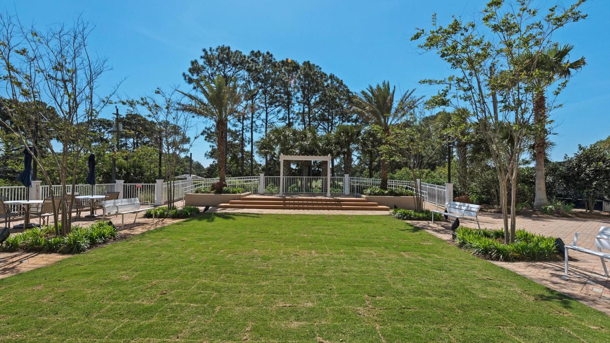 Laketown Wharf 613! Ocean View, 1 Bd, 2 Bath, And Amazing Amenities! *