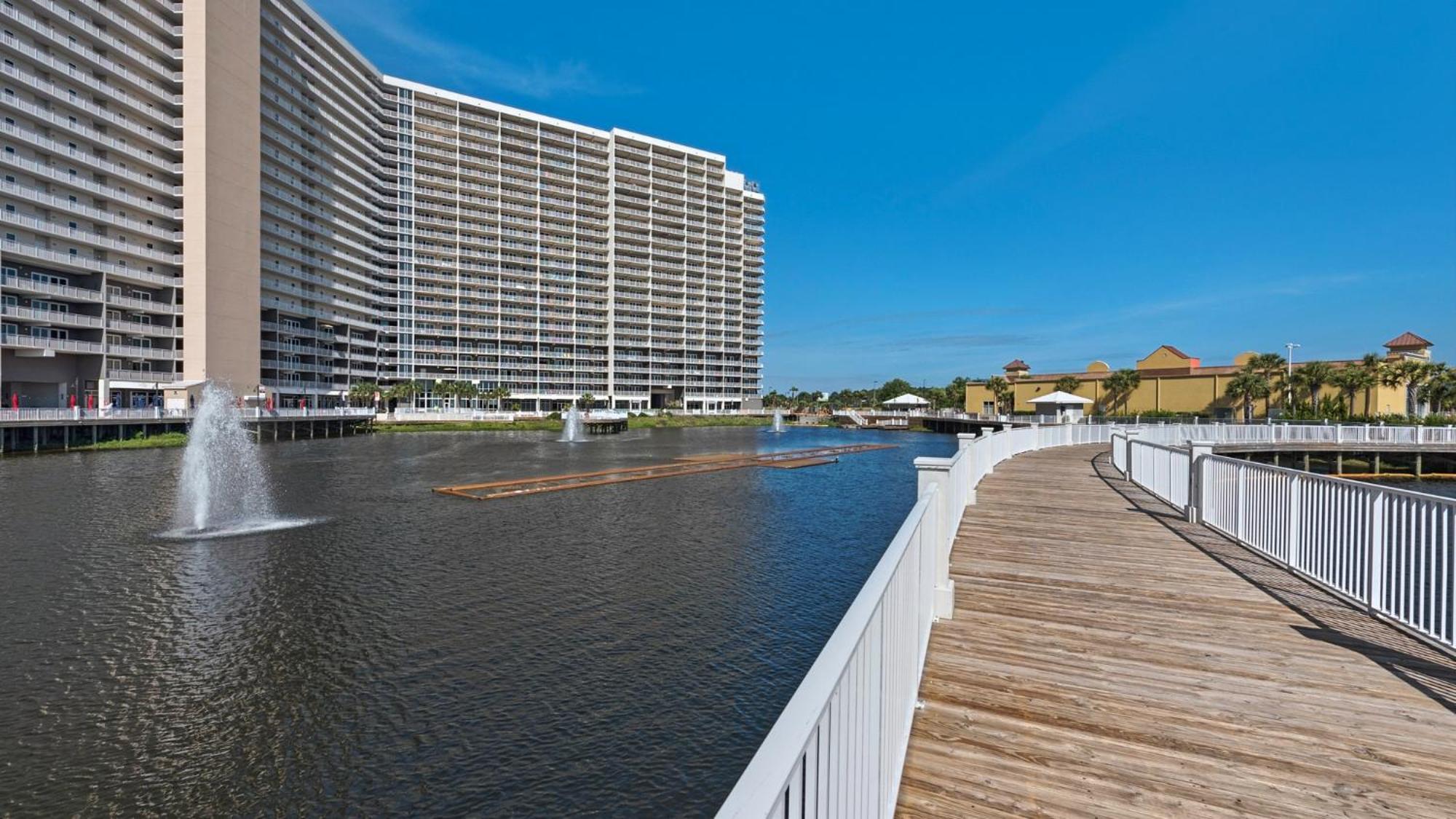 Holiday home Laketown Wharf 613! Ocean View, 1 Bd, 2 Bath, And Amazing Amenities! *