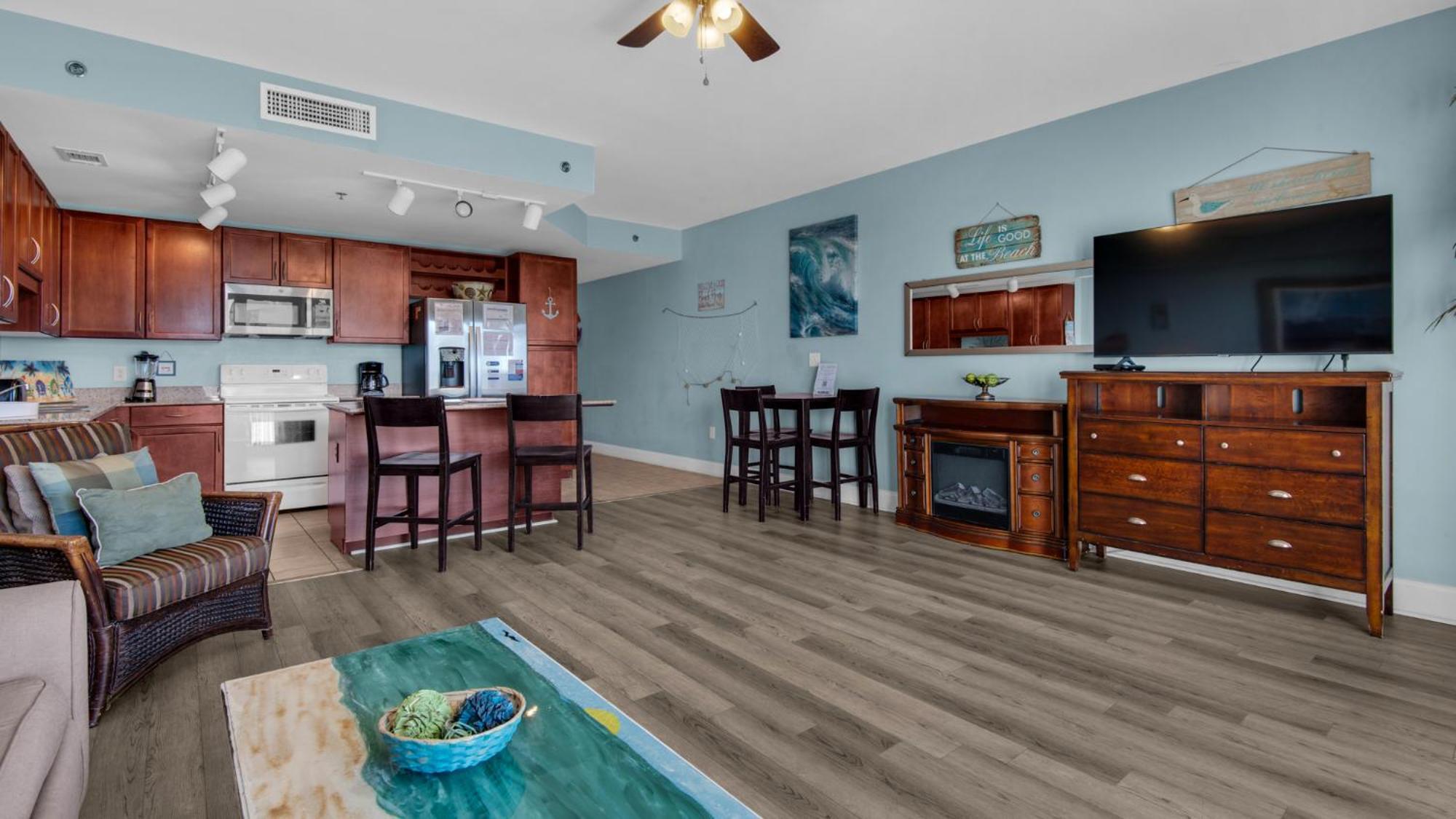 Laketown Wharf 613! Ocean View, 1 Bd, 2 Bath, And Amazing Amenities! Holiday home *